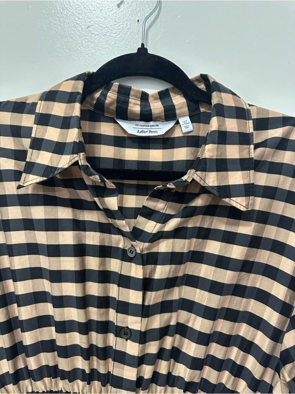 & Other Stories Black and Tan Checked Smocked Waist Midi Dress Sz 6 - Picture 5 of 5